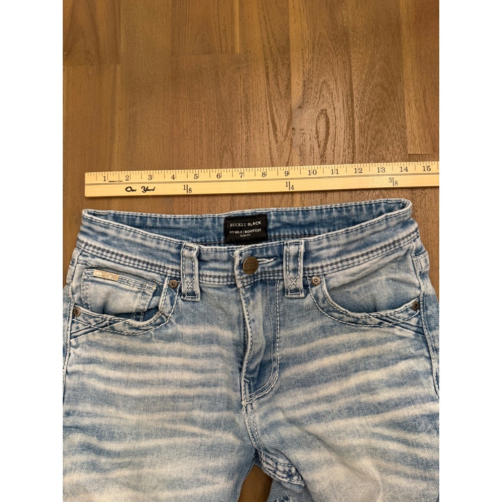 Buckle Black Fit No. 3 Bootcut Jeans Light Wash Slim Fit 29x32 Distressed Hem - Picture 4 of 7